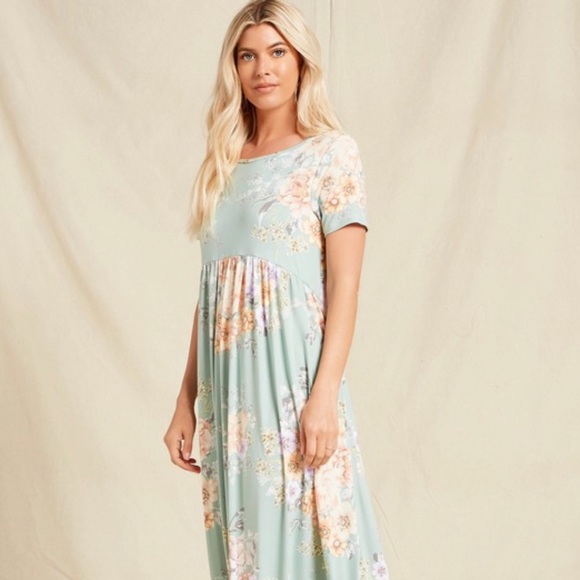 Irresistibly Spring Maxi - Picture 2 of 4